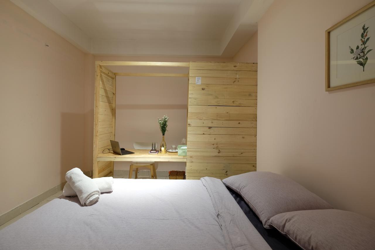 Homestay J-house Do Quang Dau *