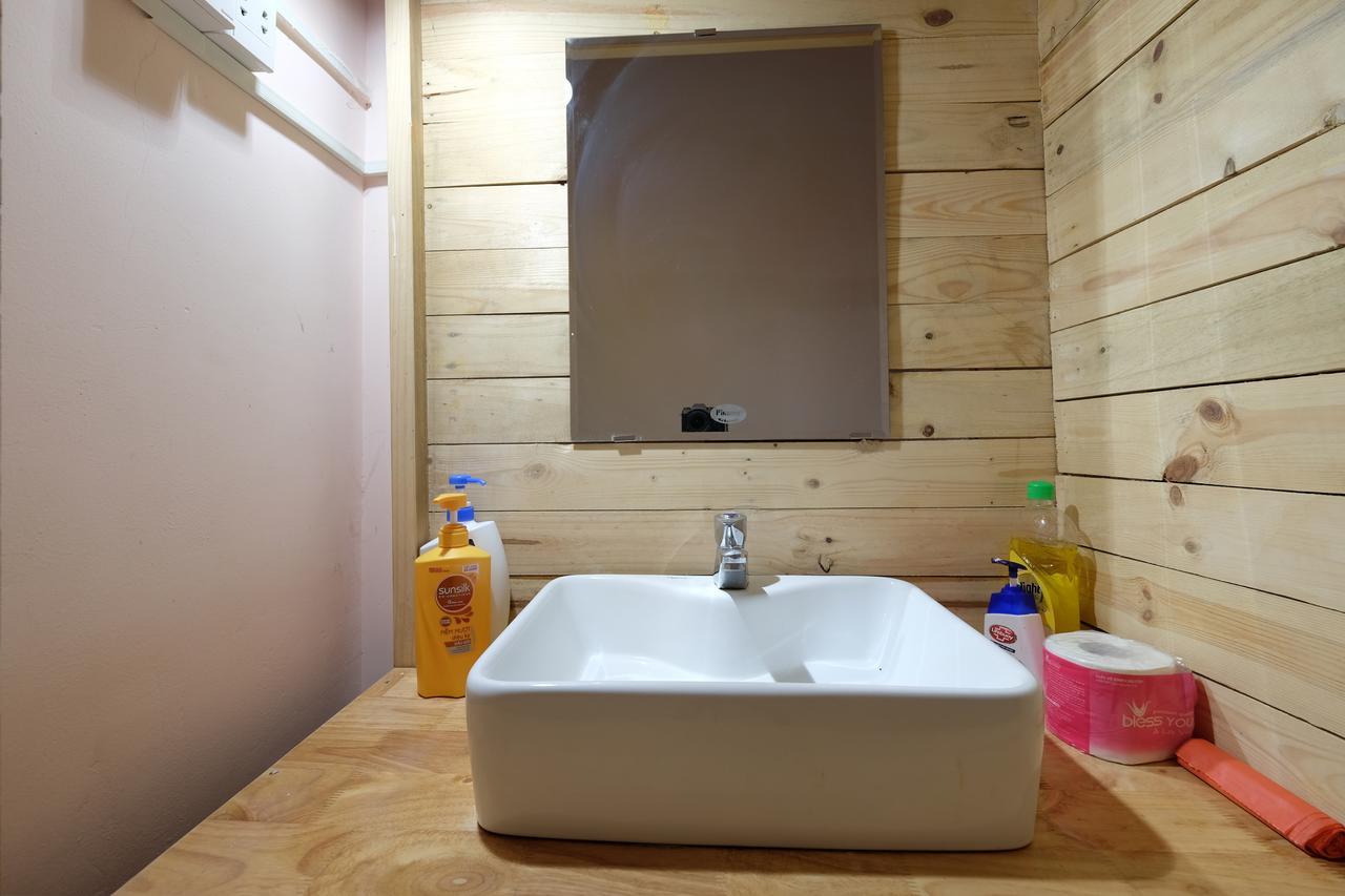 Homestay J-house Do Quang Dau *
